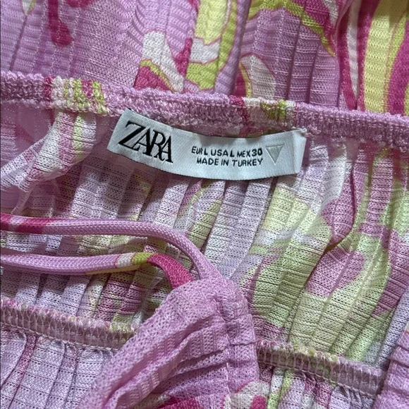 Zara Pink Floral Abstract Plissé Pleated Mini Dress Sz. Large - Picture 8 of 10